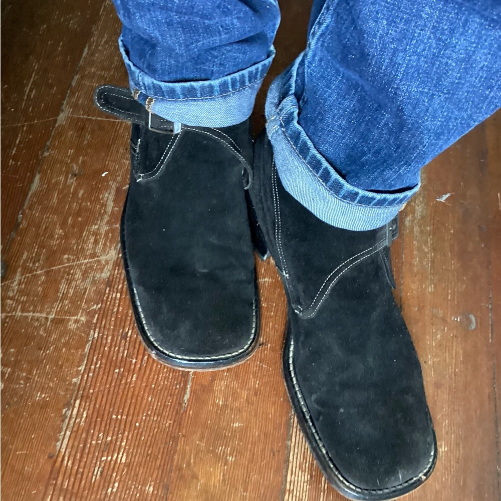 PAUL MAY suede botties